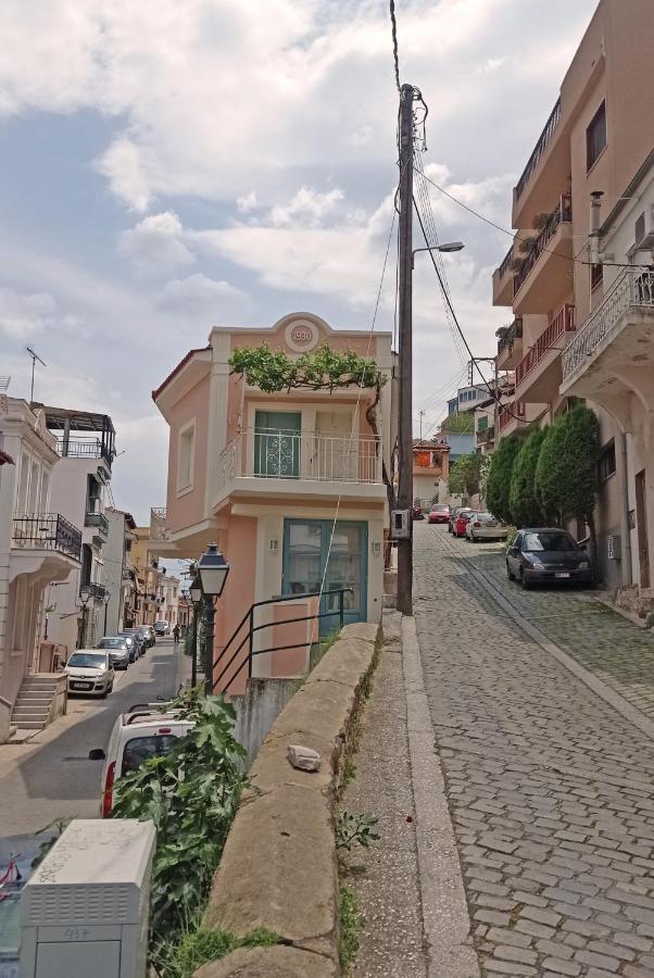 Appartamento 1930 Townhouse Kavala Esterno foto