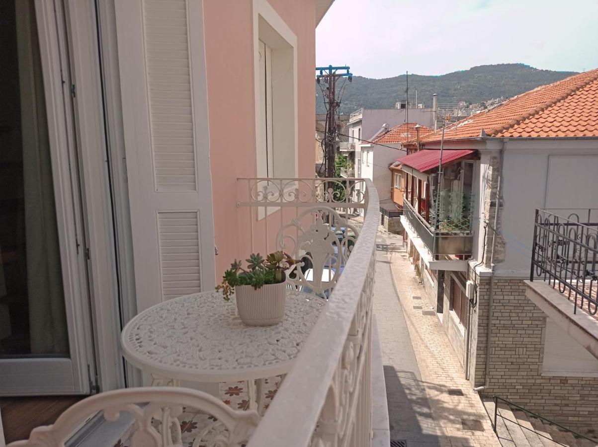Appartamento 1930 Townhouse Kavala Esterno foto