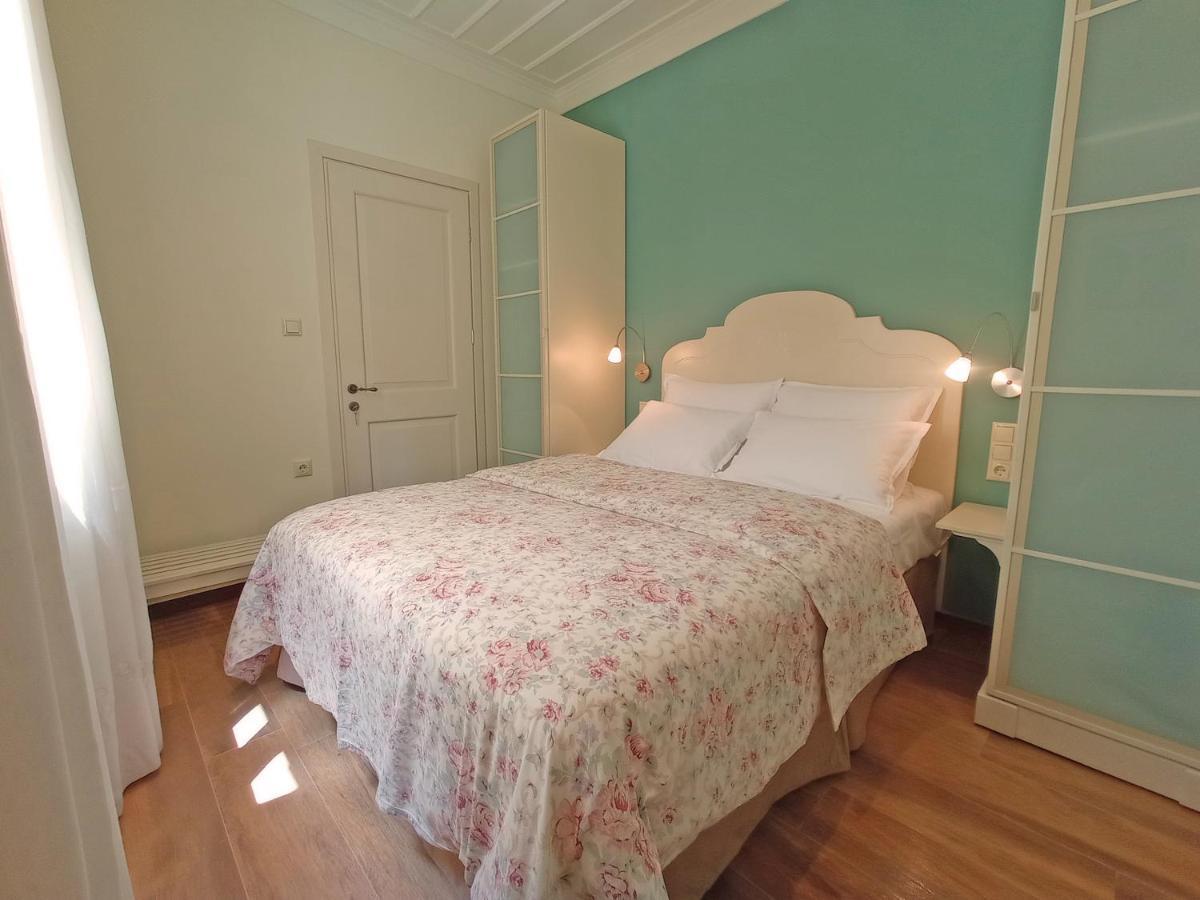 Appartamento 1930 Townhouse Kavala Esterno foto